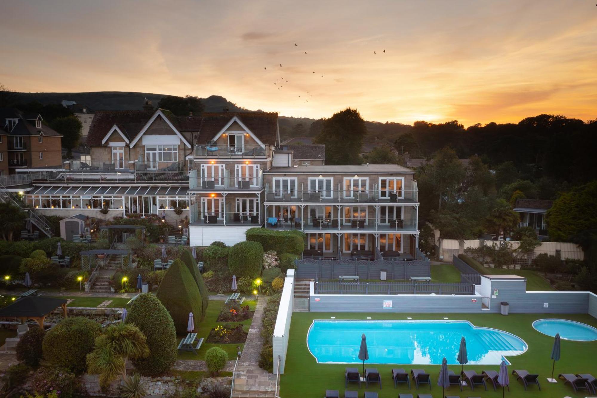 שנקלין Luccombe Hall Hotel מראה חיצוני תמונה