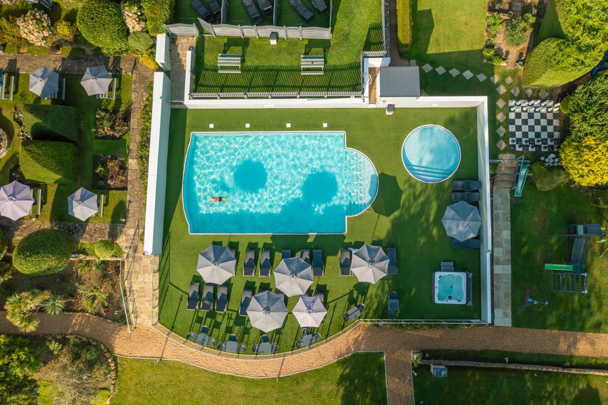 שנקלין Luccombe Hall Hotel מראה חיצוני תמונה